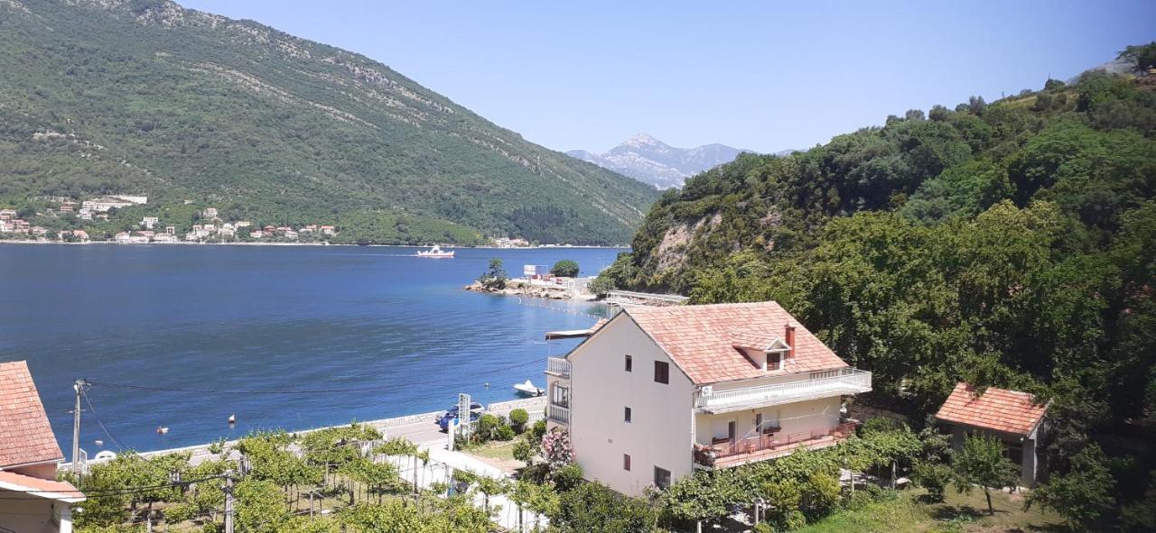 Stevovic Apartments Tivat Exterior foto