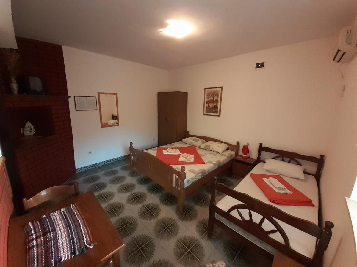 Stevovic Apartments Tivat Exterior foto