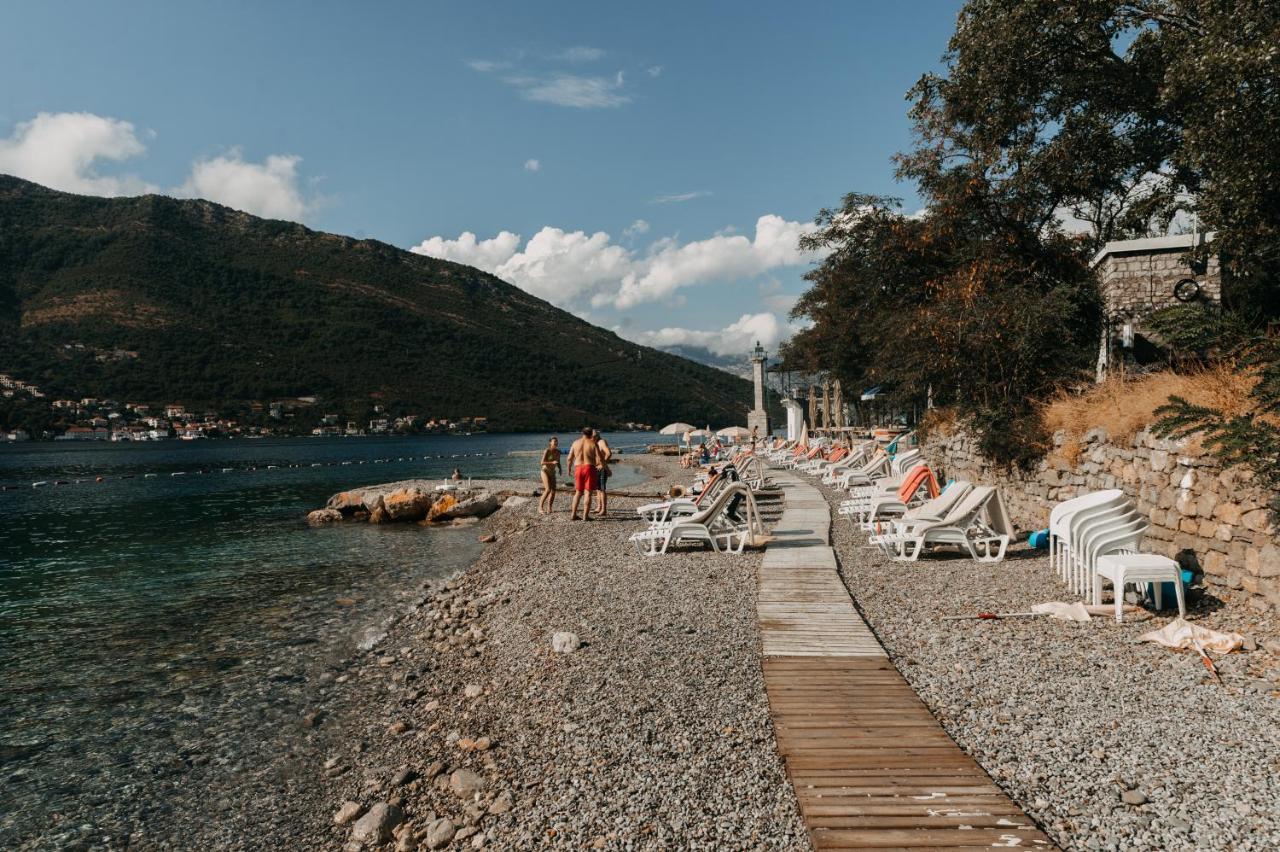 Stevovic Apartments Tivat Exterior foto