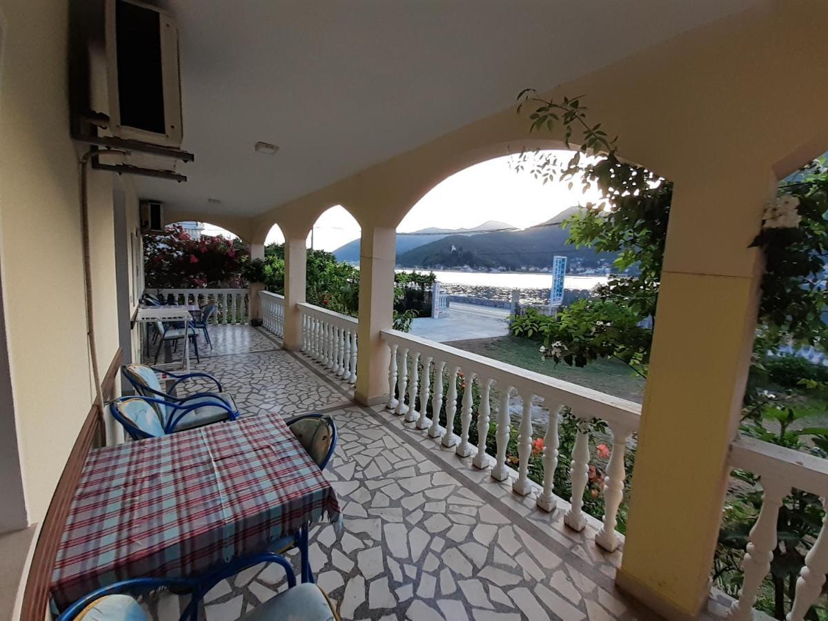 Stevovic Apartments Tivat Exterior foto