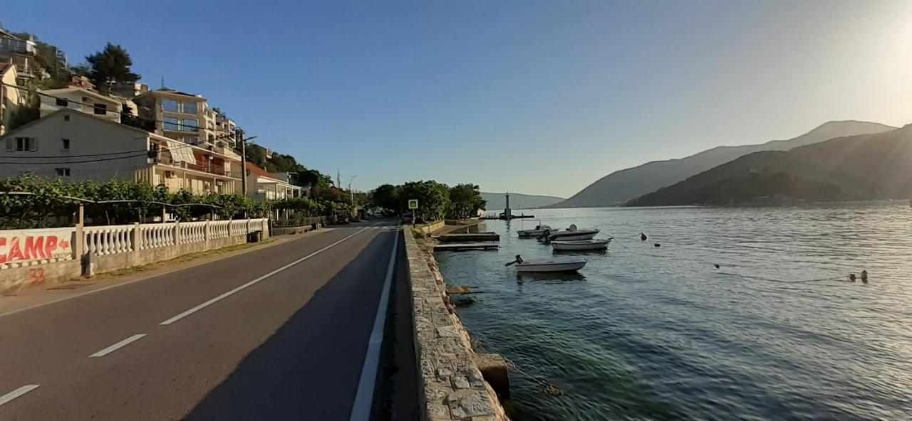 Stevovic Apartments Tivat Exterior foto